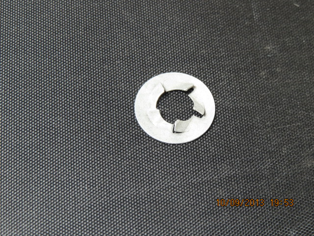 (image for) 5/16 PUSHNUT RETAINERS O.D 5/8 10PC - Click Image to Close